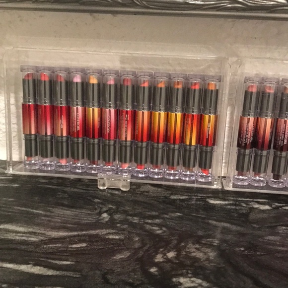 Cover girl double sided lip color